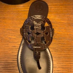 Size 9- Tory Burch Miller